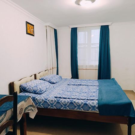 Guesthouse Mery Kobuleti Kültér fotó