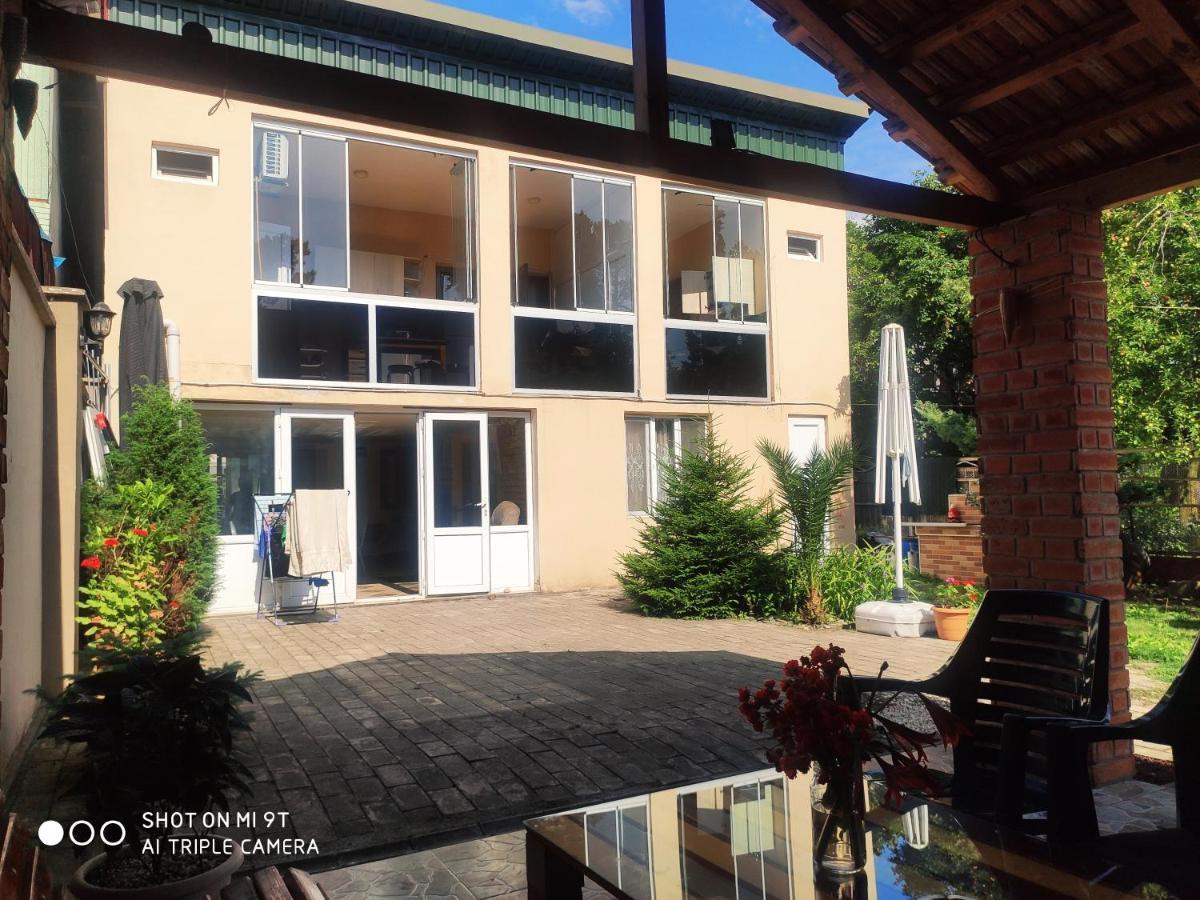 Guesthouse Mery Kobuleti Kültér fotó