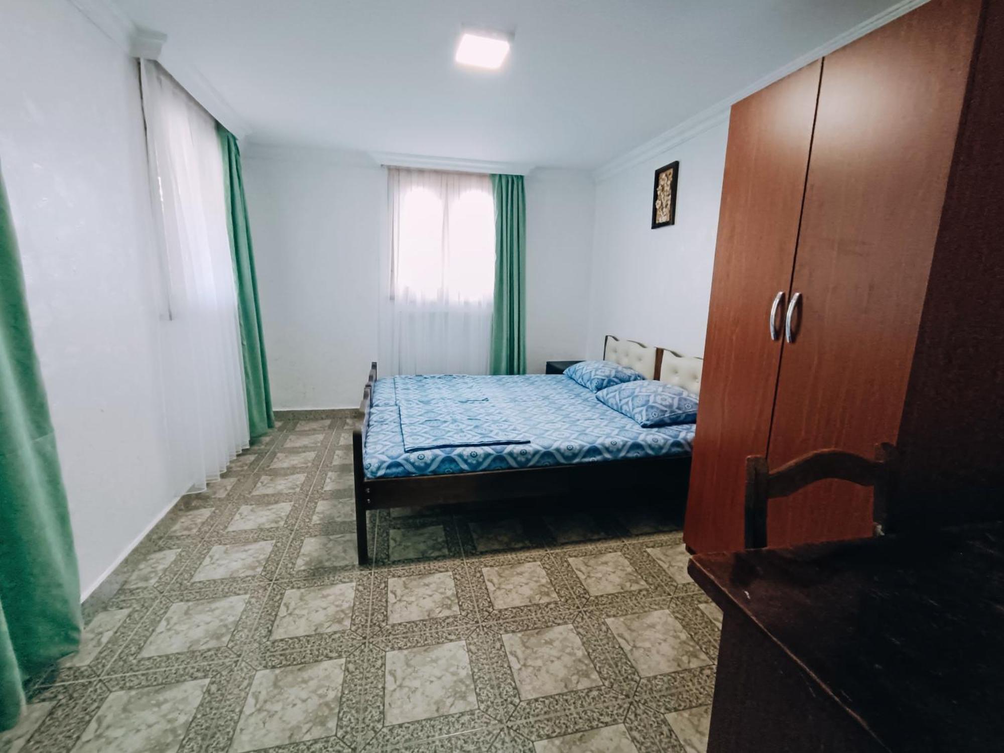 Guesthouse Mery Kobuleti Kültér fotó