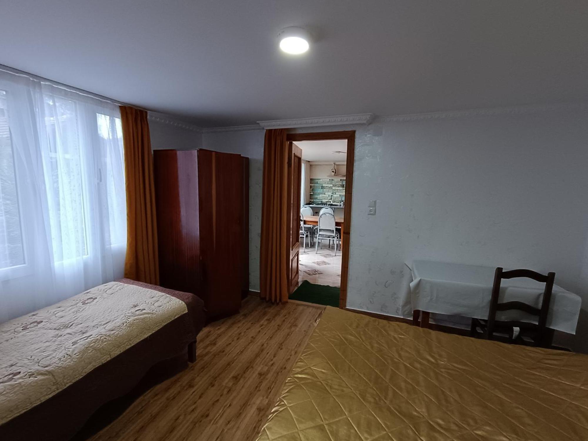 Guesthouse Mery Kobuleti Kültér fotó