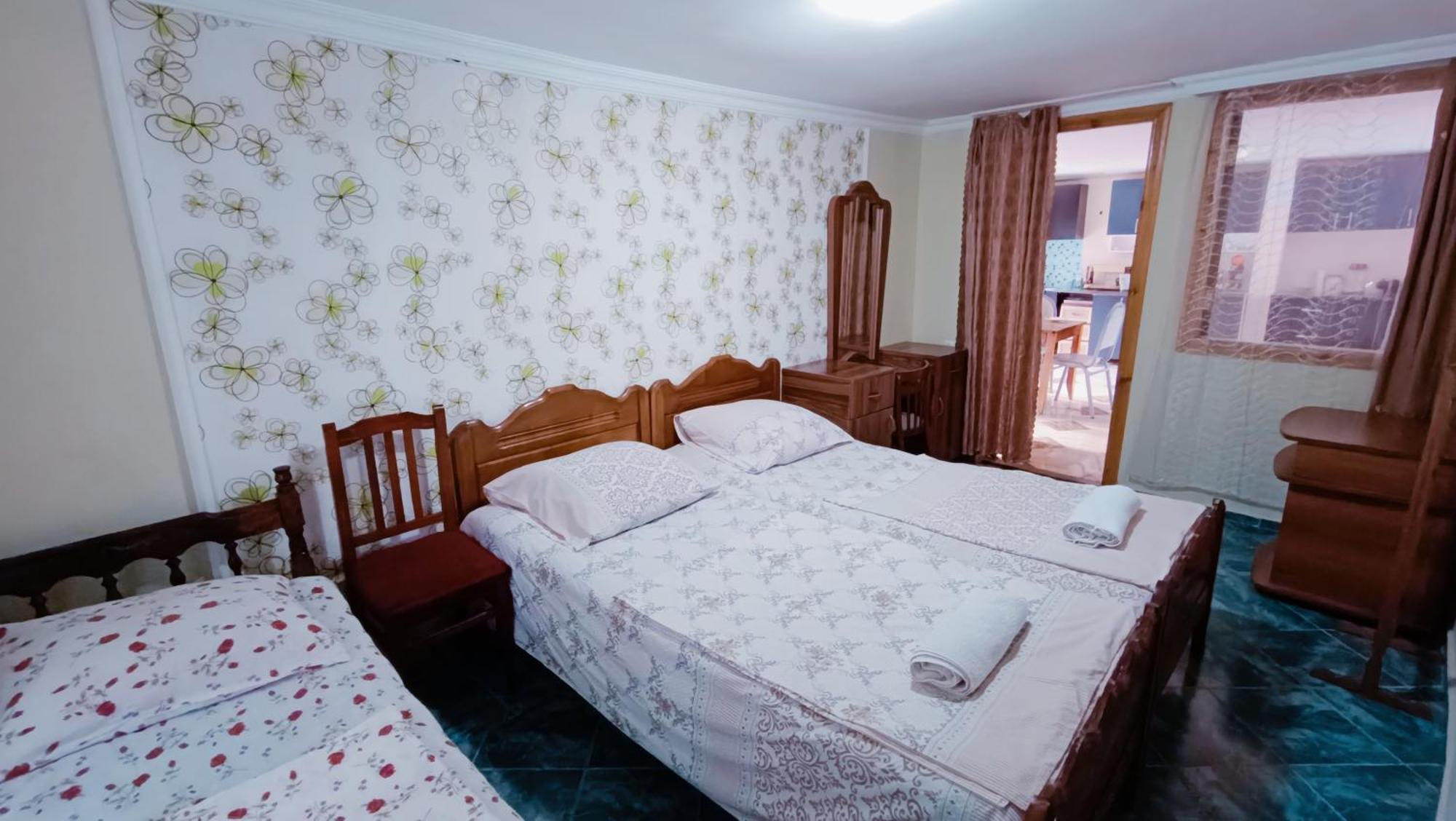 Guesthouse Mery Kobuleti Kültér fotó